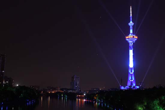 南京广播电视塔夜景照明工程详解2015神灯奖申报项目