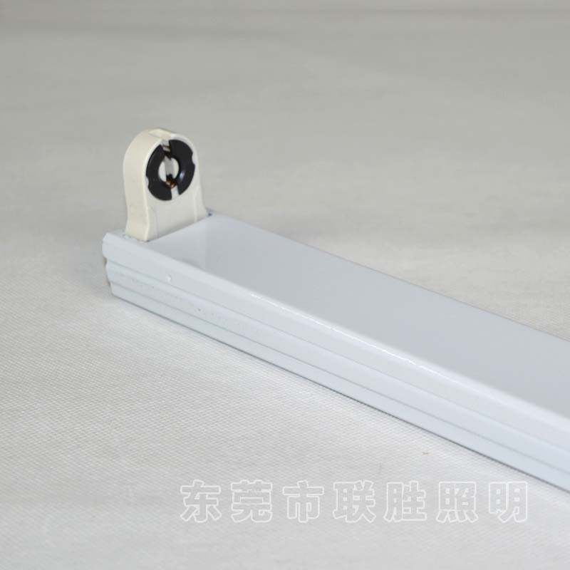 LED铁皮支架，单管T8支架批发，简易T8铁支架