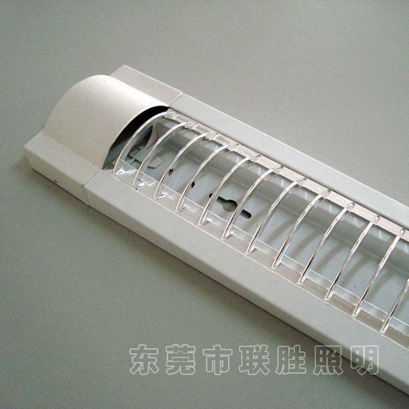 单支网格罩支架，T8格栅防尘支架，LED格栅支架