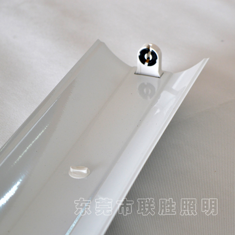 单支带罩LED支架，0.5MM铁皮支架，出口单头T8支架