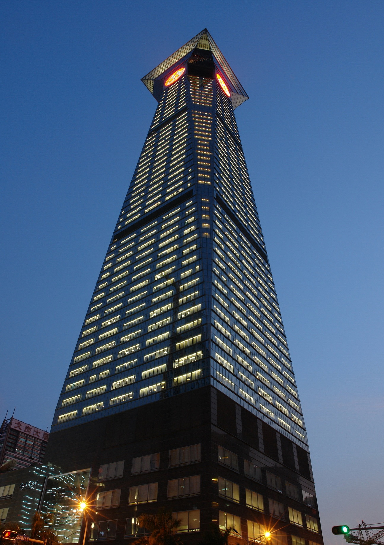 深圳市招商银行总部大厦夜景照明工程