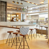 荷兰Viscafe De Gouden Hoek咖啡店灯光设计