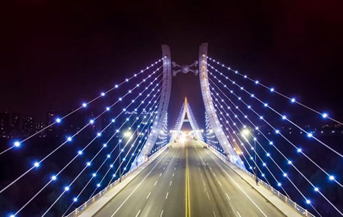 4800个新LED灯“扮靓”洛阳凌波大桥