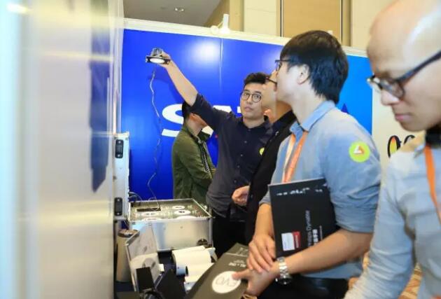 推动照明跨界，云知光首届商业照明论坛开幕！