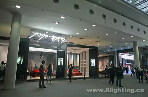 深圳家具展5号馆的灯光为什么选神话?