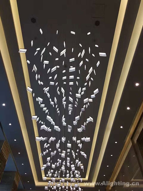 发现欧切斯之旅：华中首家瑞吉酒店及高端购物中心