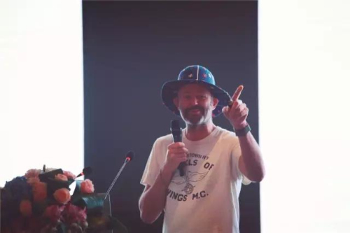 三雄极光携手国际设计论坛 共论东方价值观与当代设计