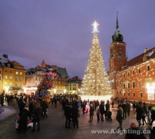 【今日焦点】世界各地点亮圣诞彩灯 哪个最有气氛？