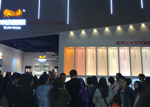 神话照明：抓住体验感，寻求差异化光色定制