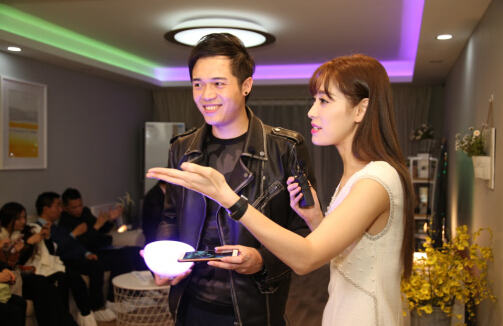 飞利浦Hue家族新成员天猫首发，民宿合作实地体验智能家居照明系统