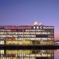英国广播公司(BBC)苏格兰总部大楼照明设计详解