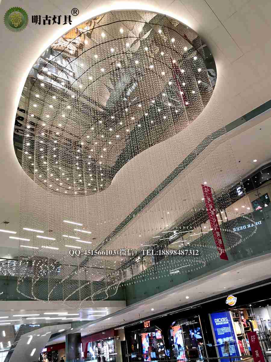 大型商场中庭现代吊线水晶灯定制运用细节