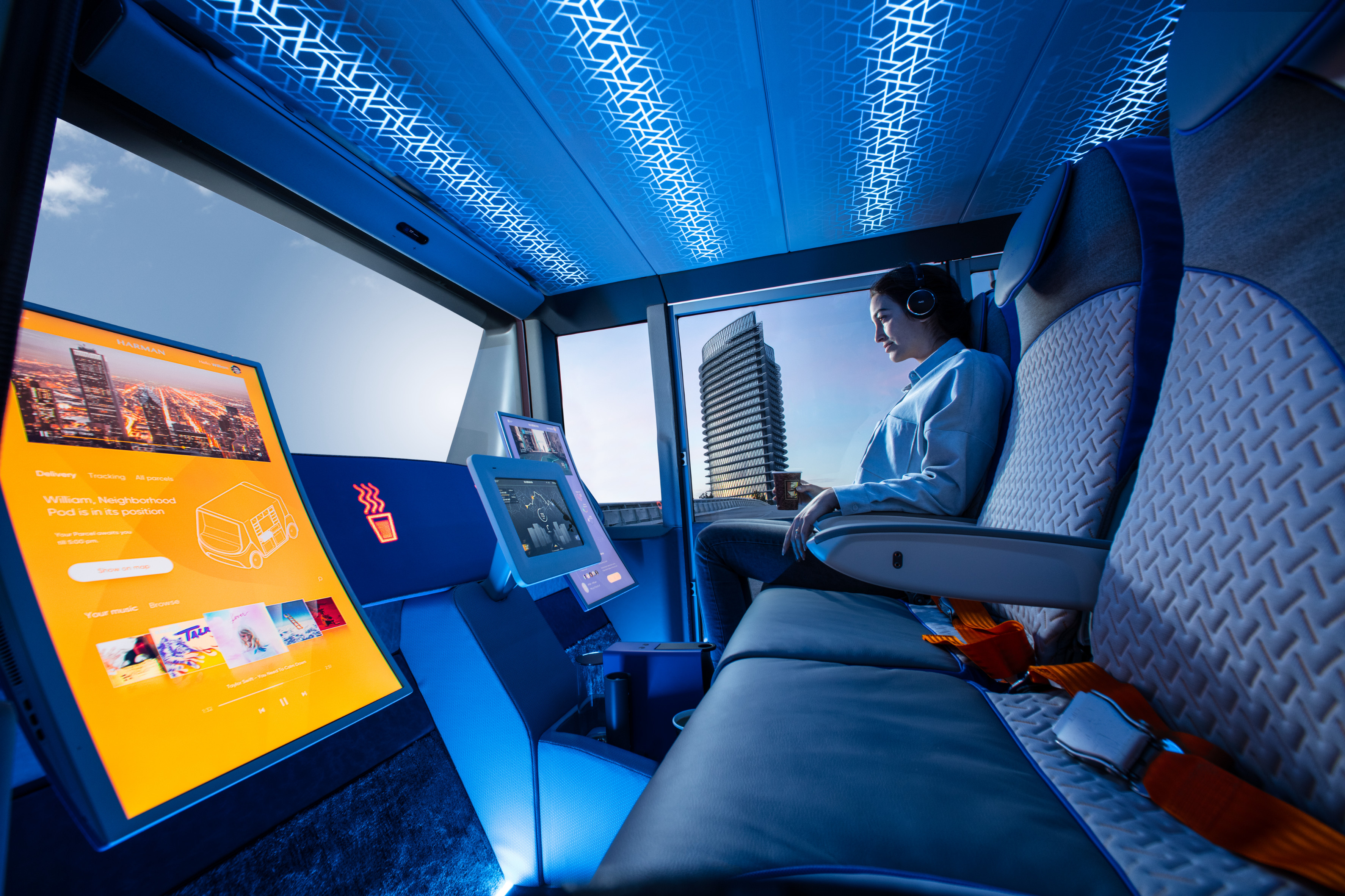 欧司朗的Osire系列iRGB LED不仅能照亮林斯比得 MetroSnap概念车的内部，还可根据乘客的喜好进行调节，实现以人为本的照明效果.jpg