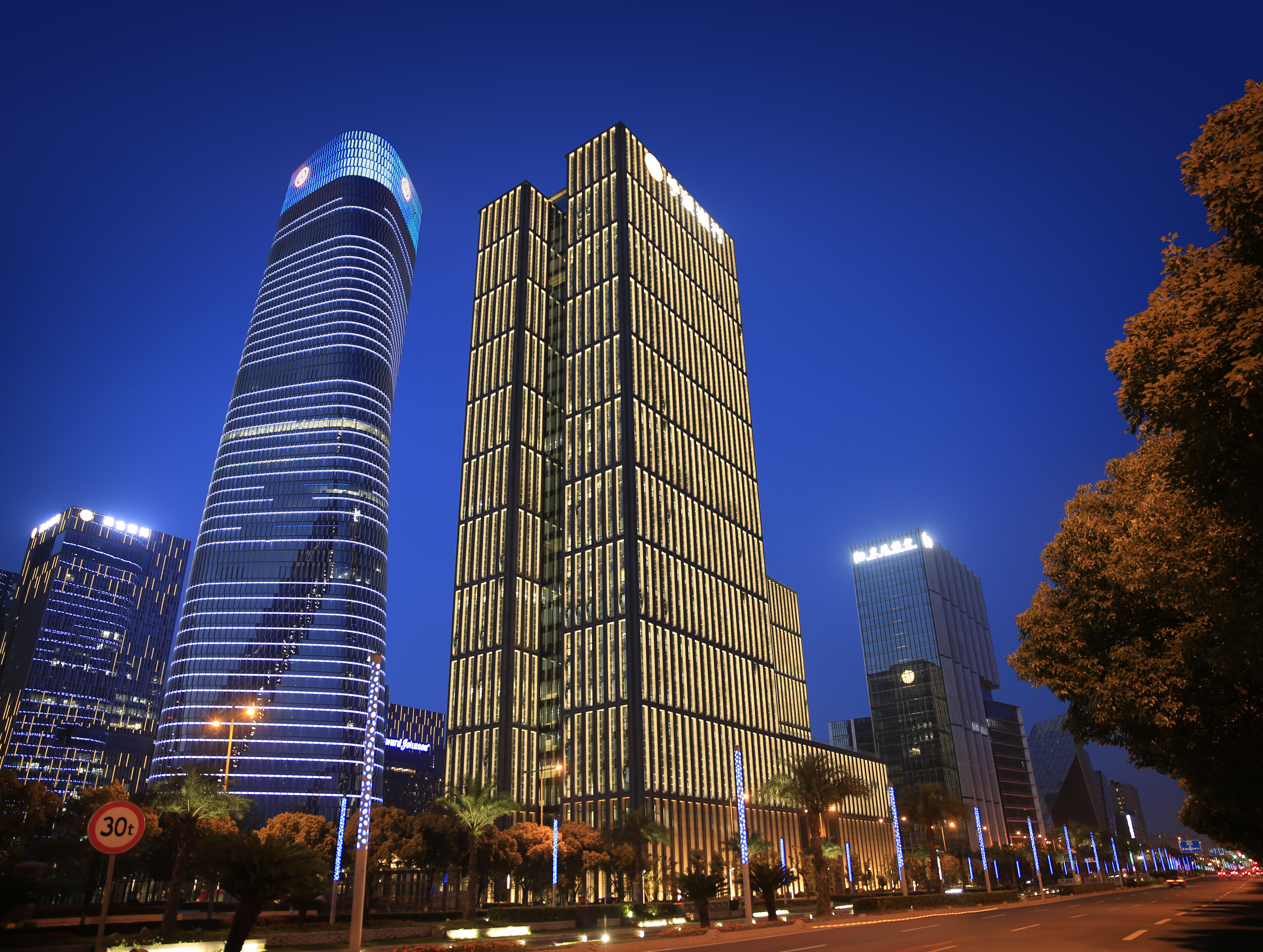 宁波银行总部大厦泛光照明工程——2020神灯奖申报工程