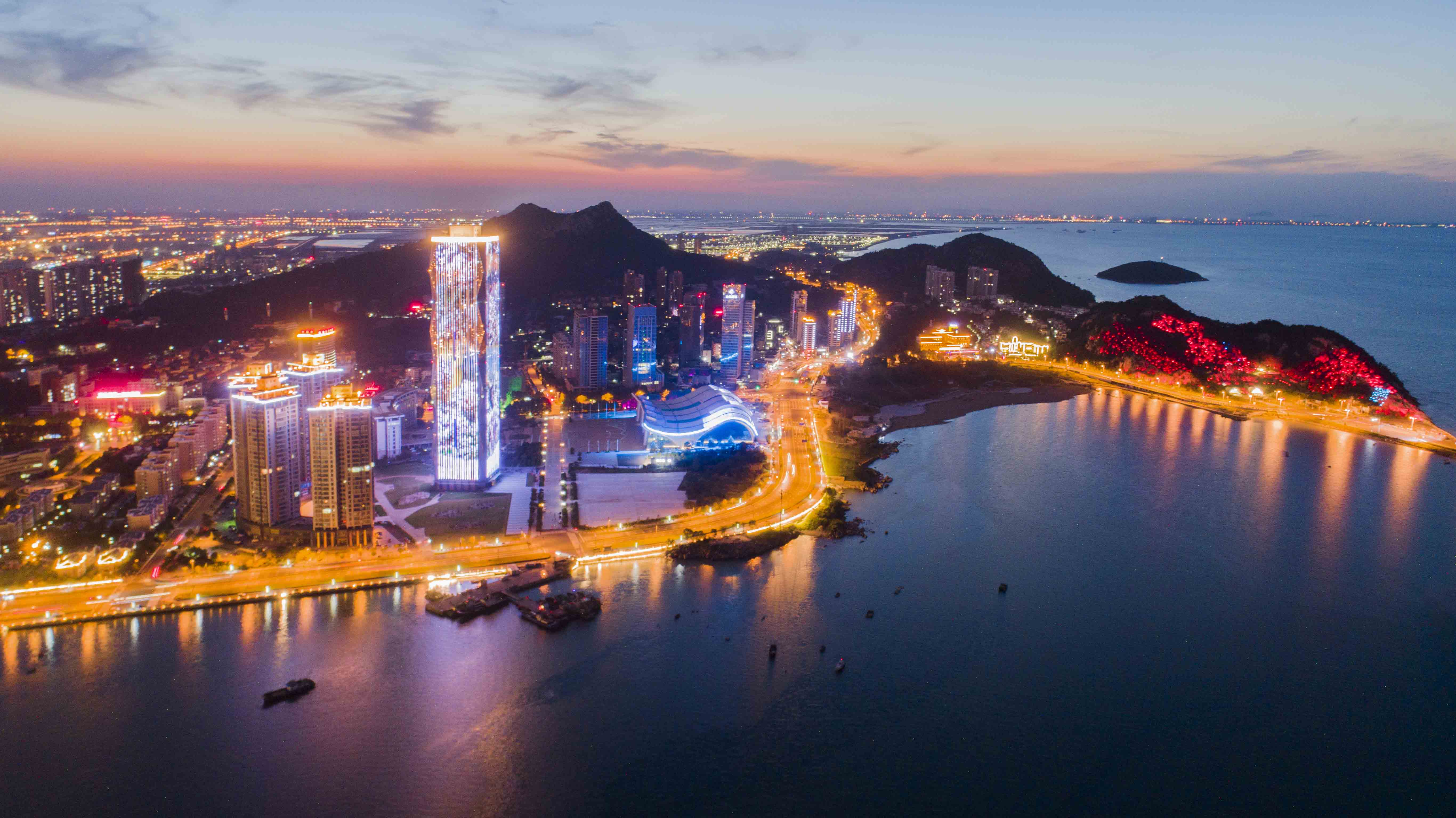 连云港连云区国展中心片区夜景照明设备项目工程——2021神灯奖申报
