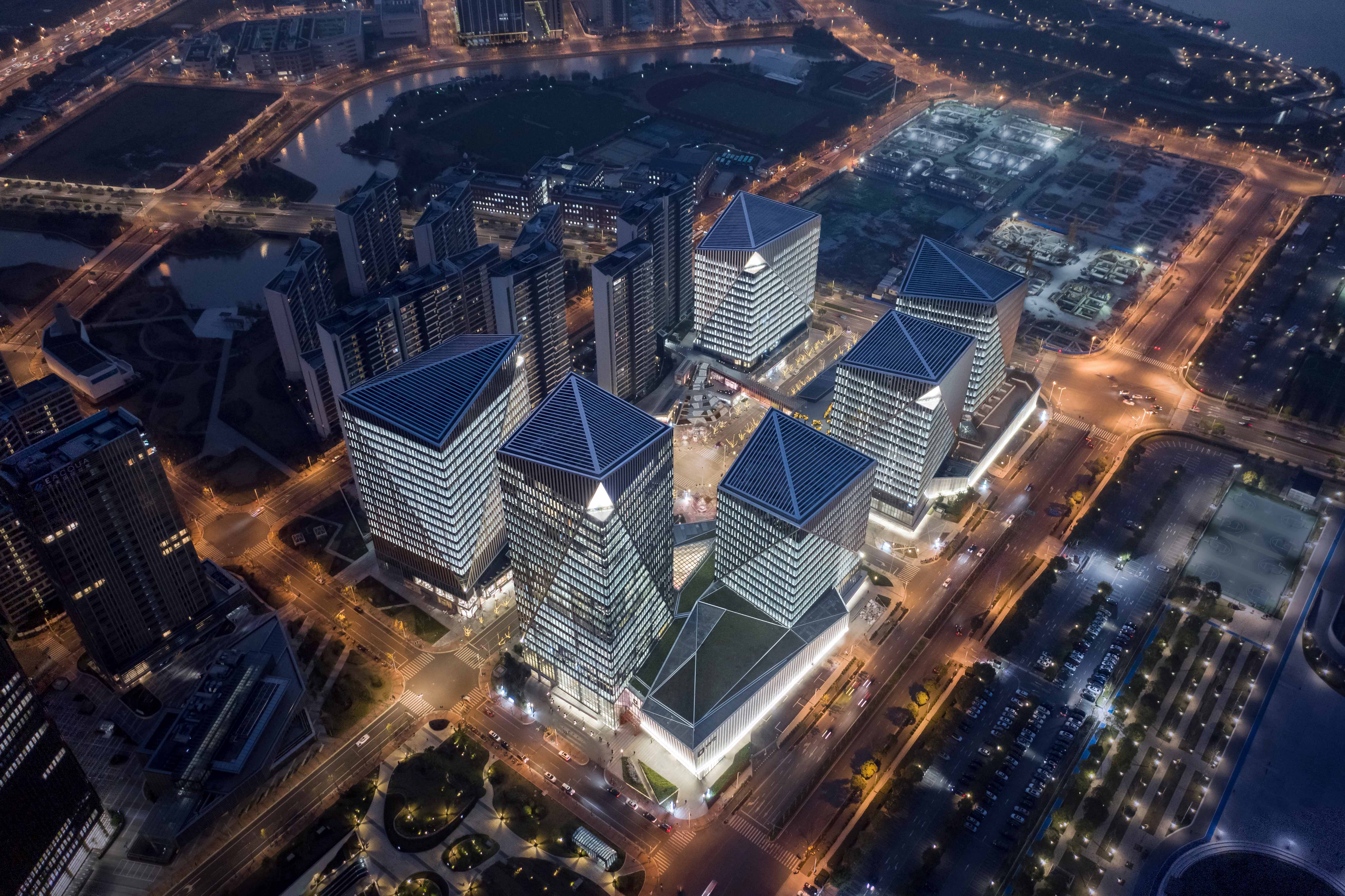 上海前滩晶耀广场照明工程2020神灯奖申报工程