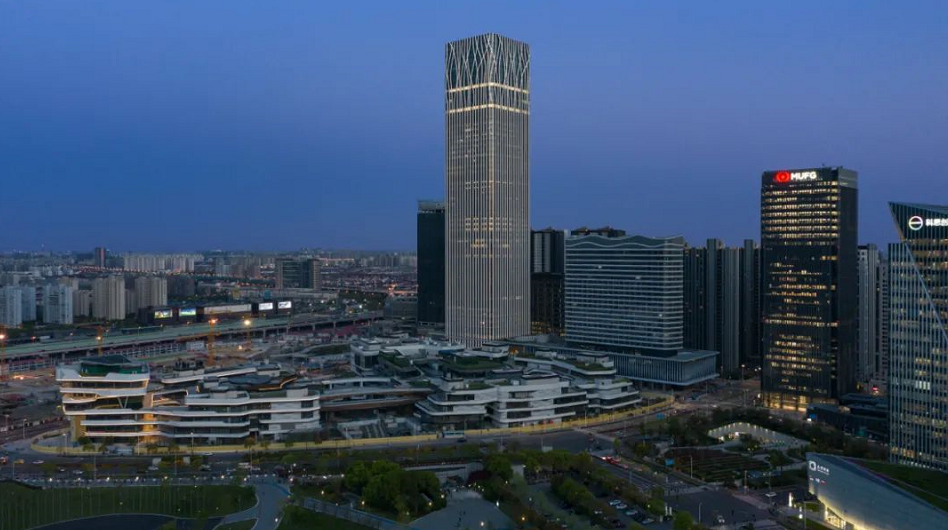 前滩中心252地块办公楼泛光照明设计